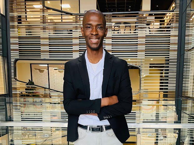 Mthokozisi Hlatshwayo at work